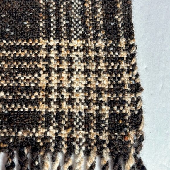 Clare O’Presto Wool Scarf Handwoven in Donegal Ireland Chocolate Brown Fringes - Picture 7 of 8